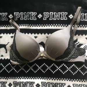 Victoria’s Secret bra